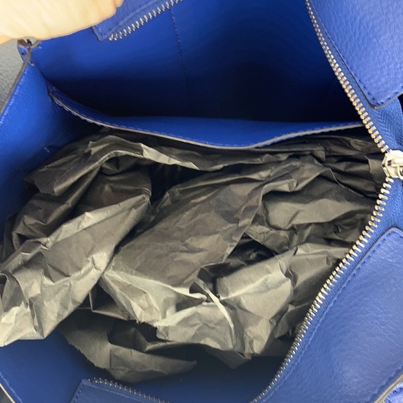 Zara cobalt blue vegan leather tote bag that comes with long strap - Picture 3 of 10